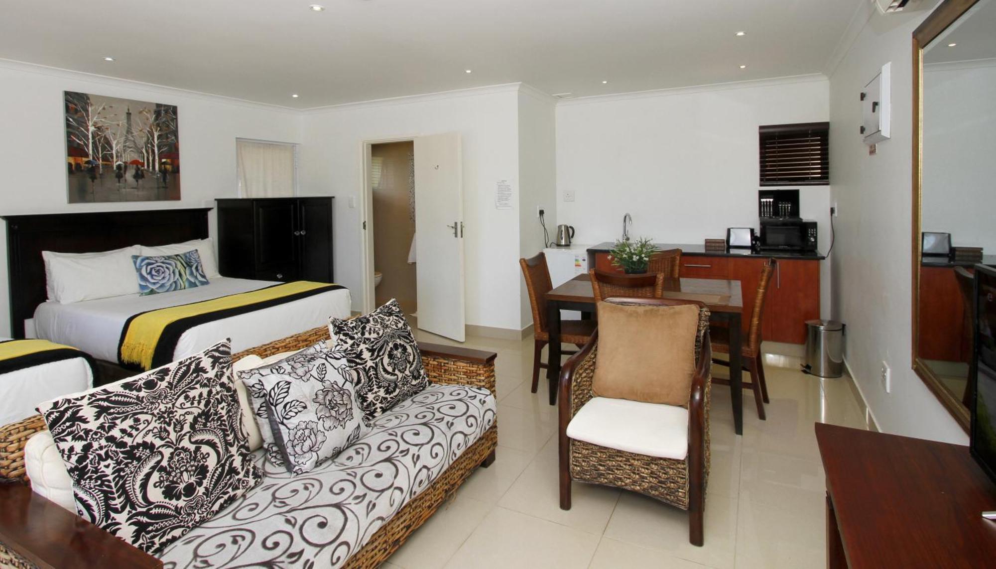 Umhlanga Self Catering Guest House Durban Exterior photo